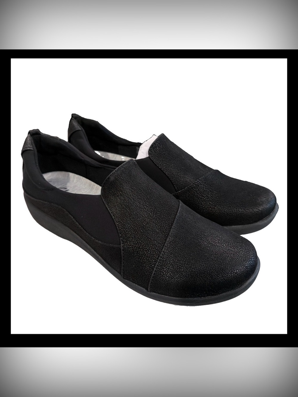 Clarks Women's Sillian Paz Slip-On Loafer 9, Black